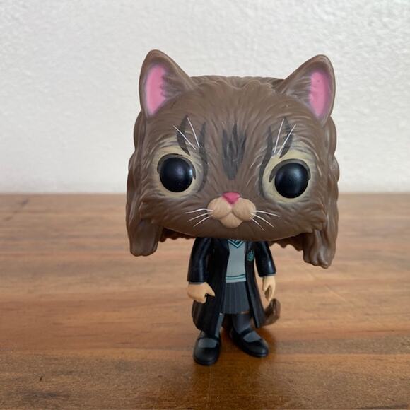 Funko Pop Vinyl Harry Potter Series #77 Hermione Granger As Cat Figure - Picture 1 of 6